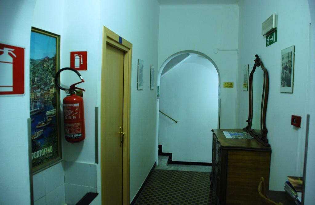 Major Genua